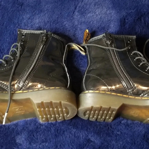 Youth black doc martens, size 2 - Picture 5 of 7